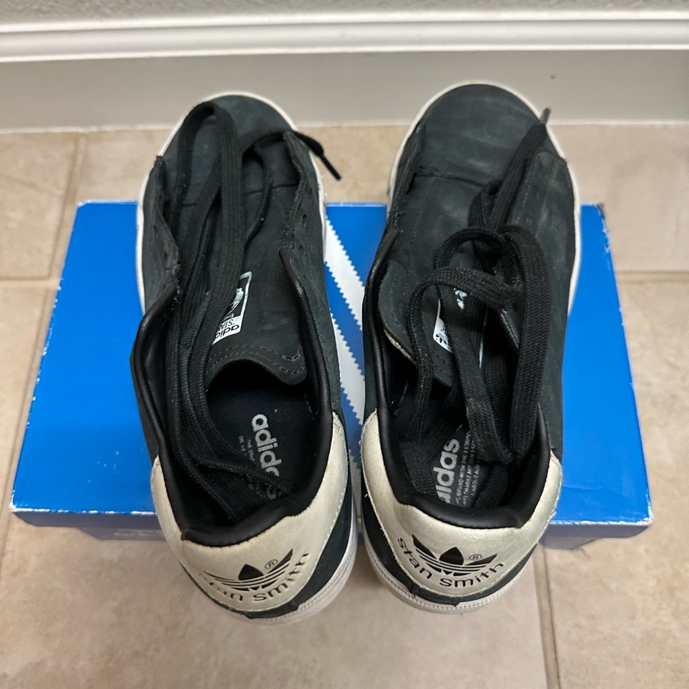 Adidas Stan Smith in black suede